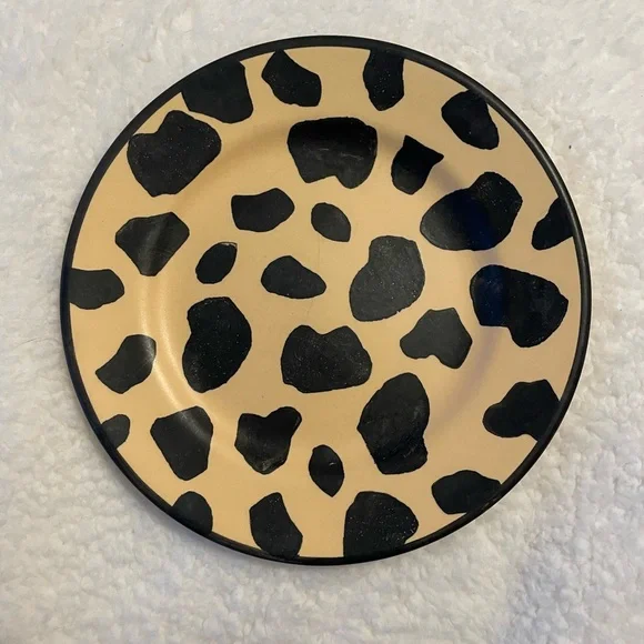 Fun Animal Print Plate - Picture 2 of 7